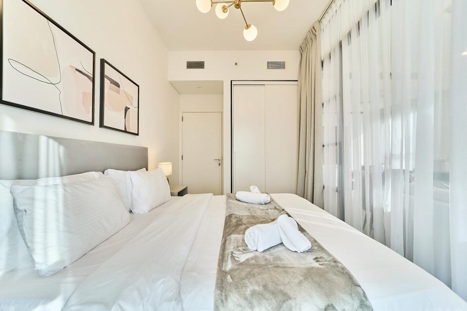 Bed, Bedroom, towels, wardrobe