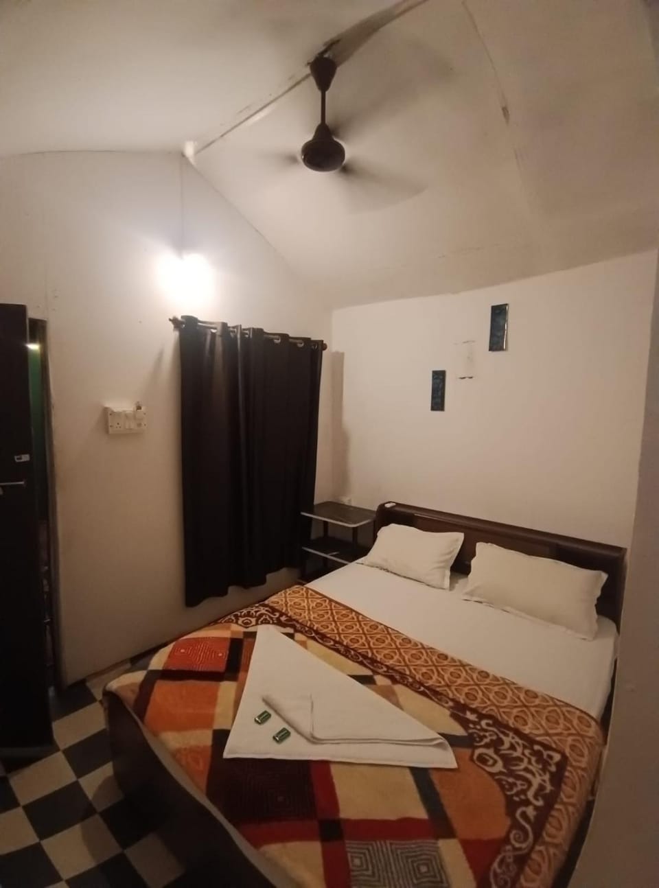 Love paradice huts Bed and Breakfast in Goa, India