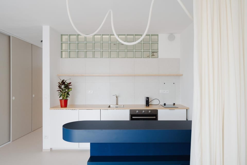Kitchen or kitchenette, kitchen