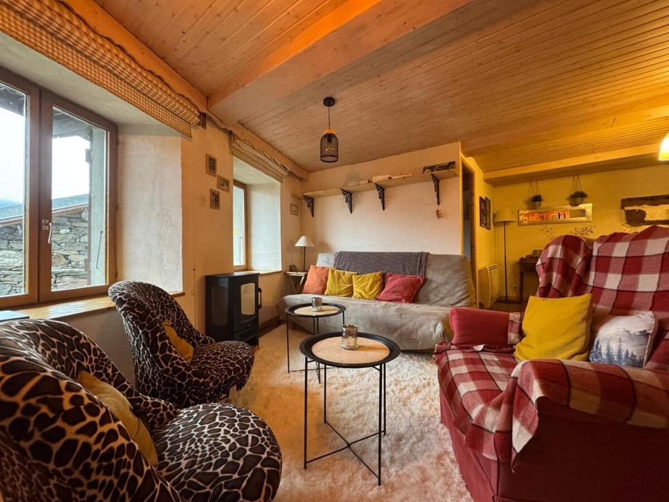 LES LAIX - Chaleureux appartement 5 pers - Proche La Rosière Apartment in Montvalezan