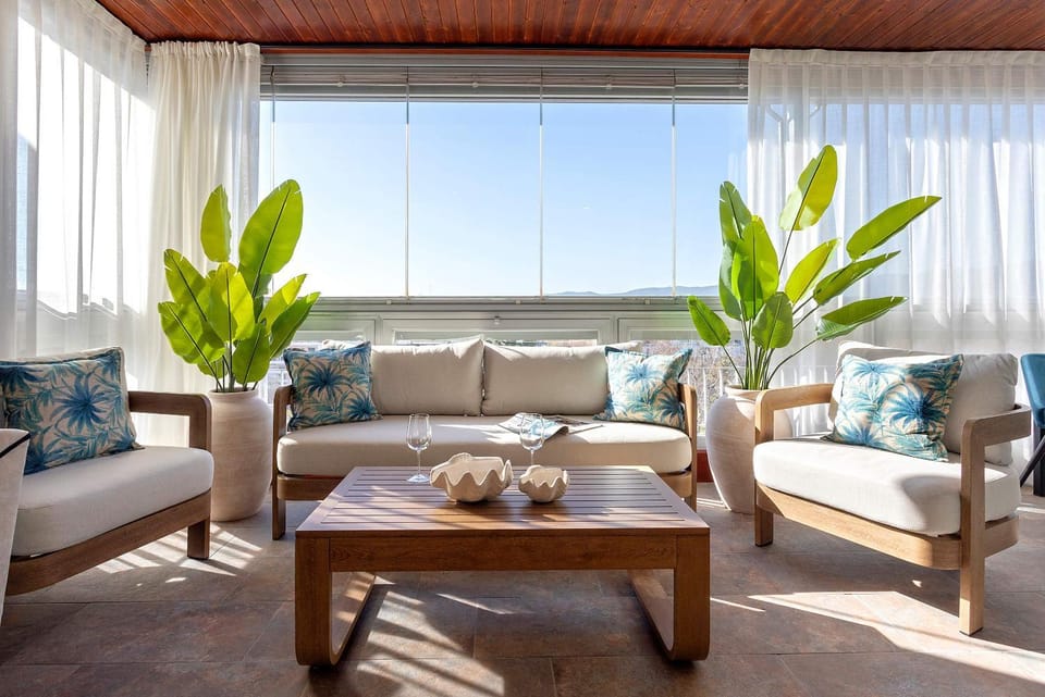 Day, View (from property/room), Balcony/Terrace, Living room, Other, Seating area