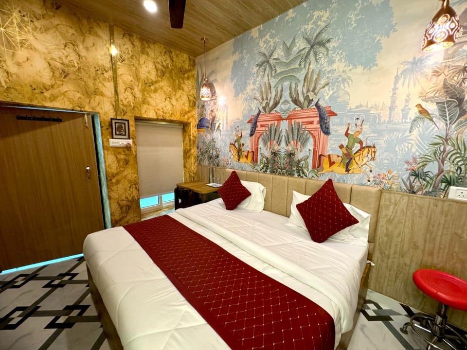 Bed, Photo of the whole room, Bedroom