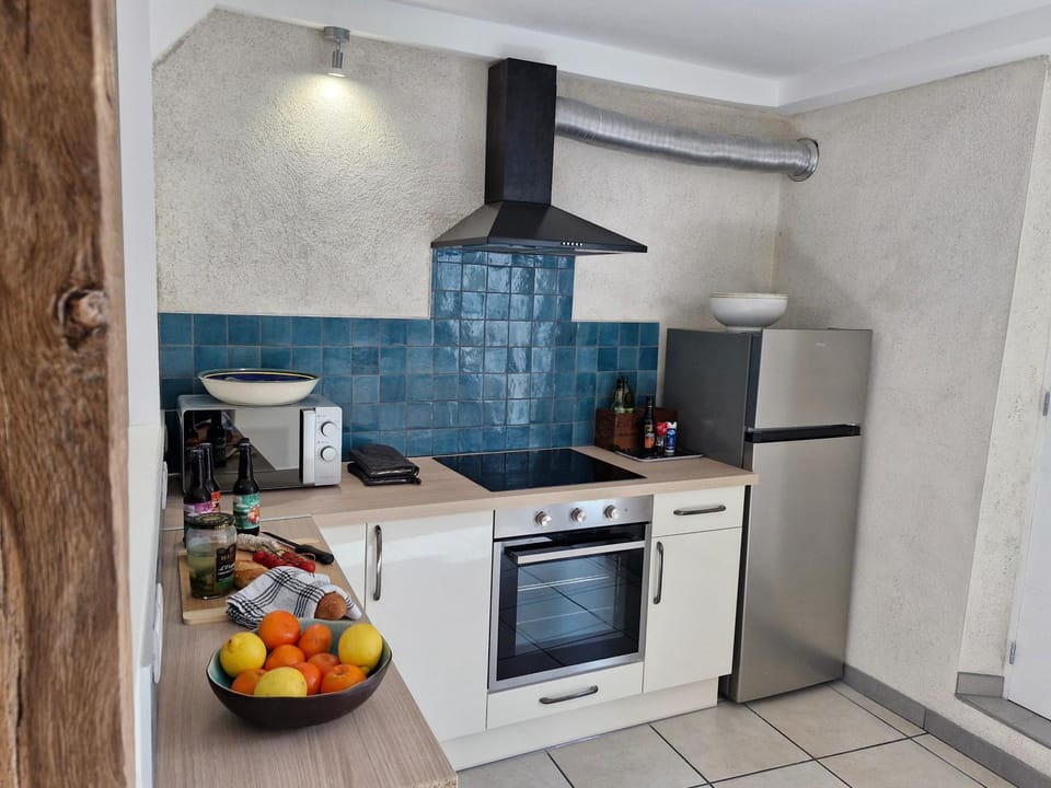 Kitchen or kitchenette, stove