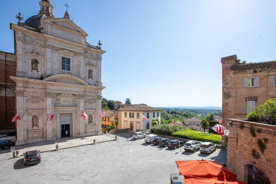 Vista Unica con Parquet - Centro Apartment in Siena