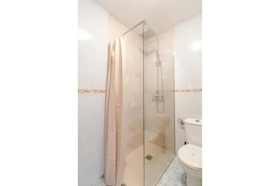 Prime Location in Málaga - 15 Min Walk to Old Town Apartment in Malaga