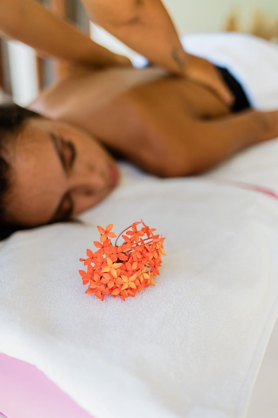 Bed, People, Massage, group of guests