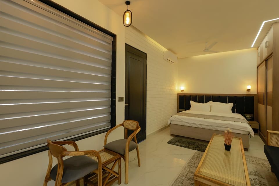 Living room, Bedroom