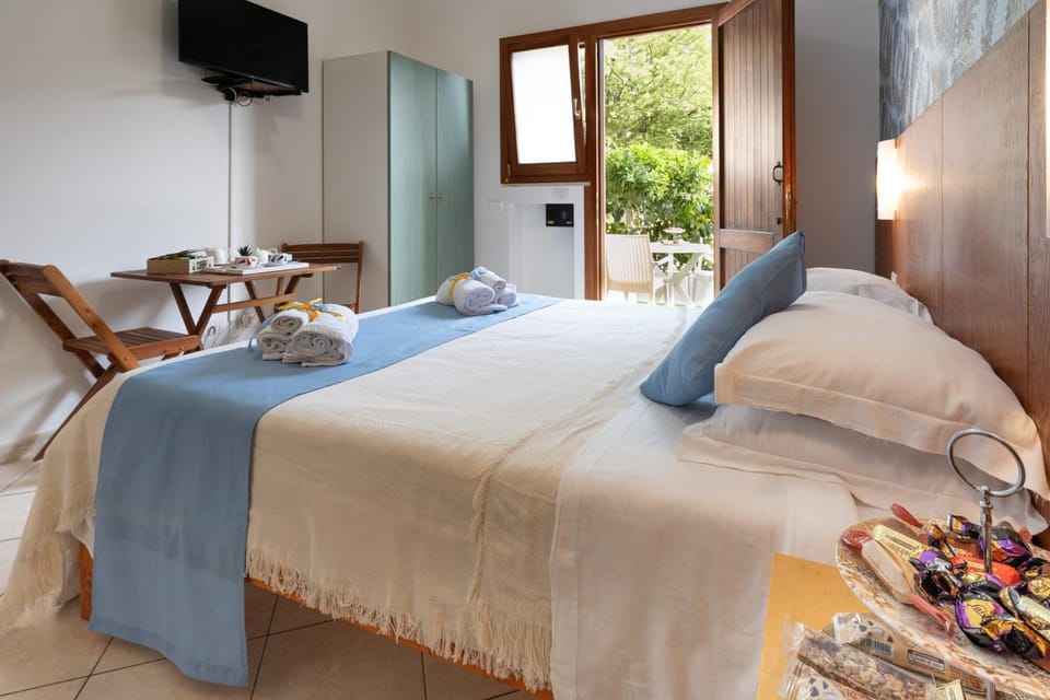Fiordaliso room Sperlongaresort Bed and Breakfast in Sperlonga