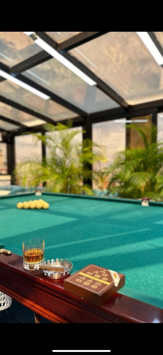 Billiard, Lounge or bar