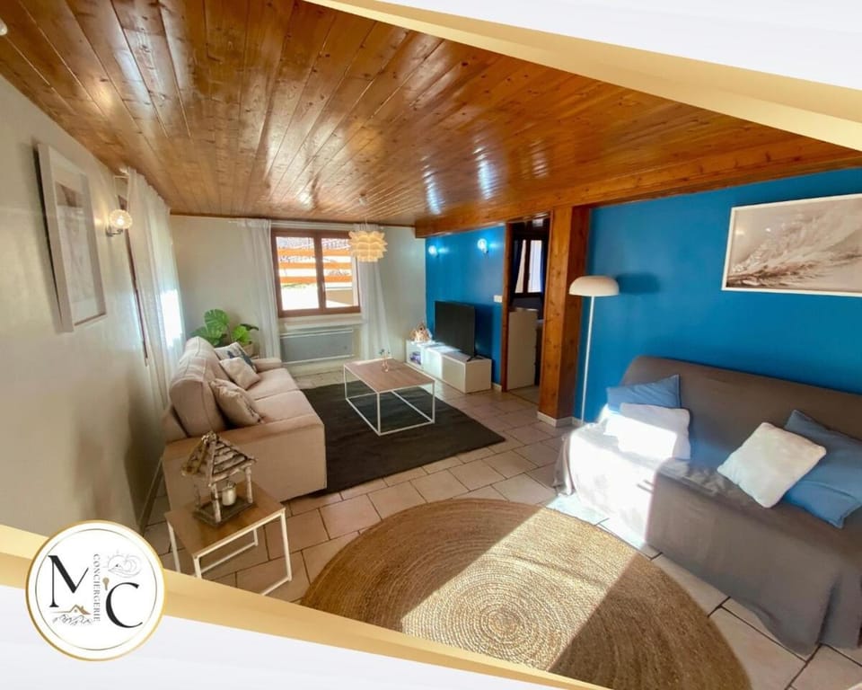 cozy chalet mountain view, garden Apartment in Allos