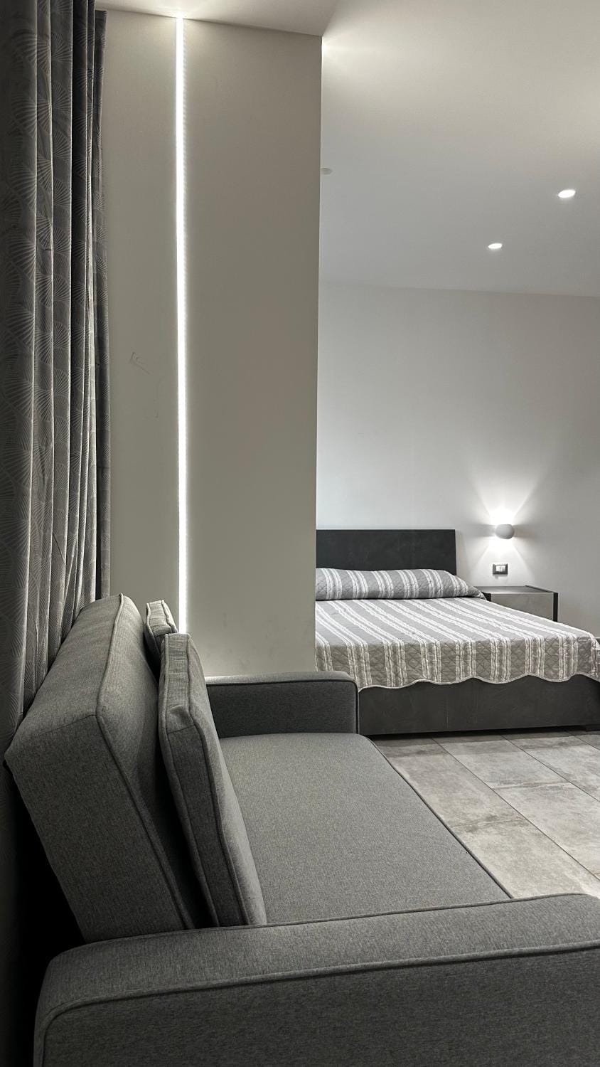 Bed, Living room