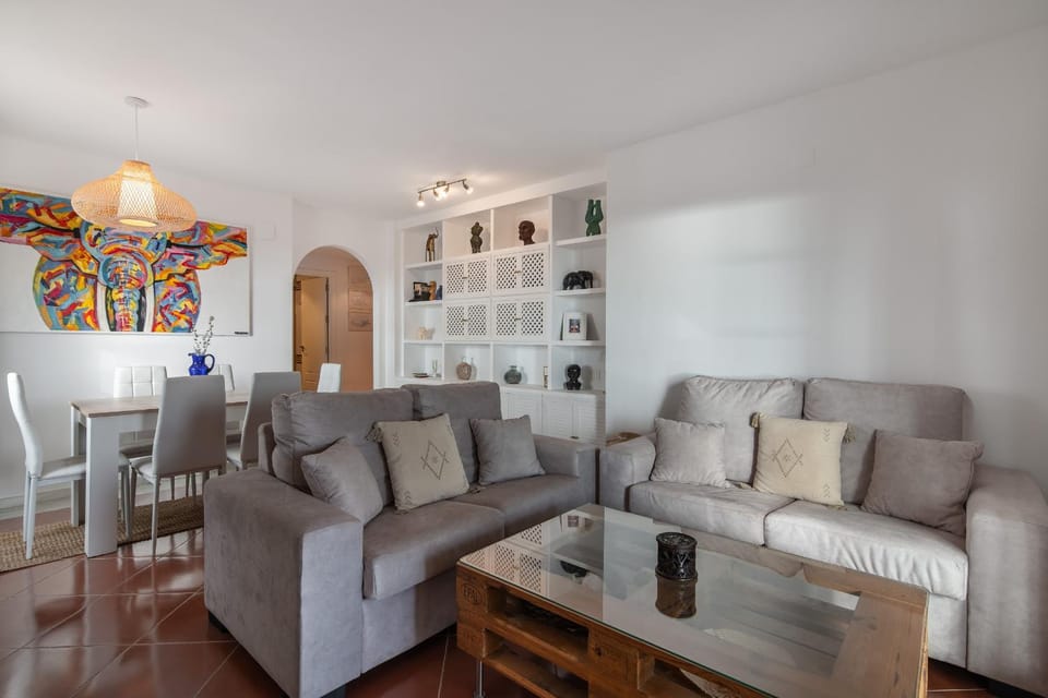 Communal lounge/ TV room, Living room