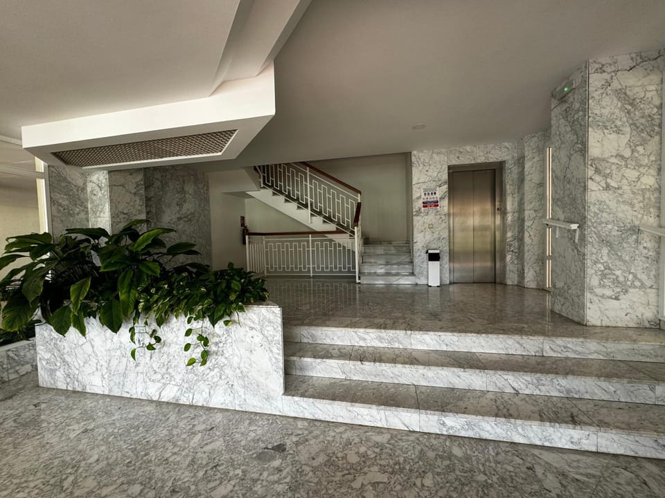 elevator