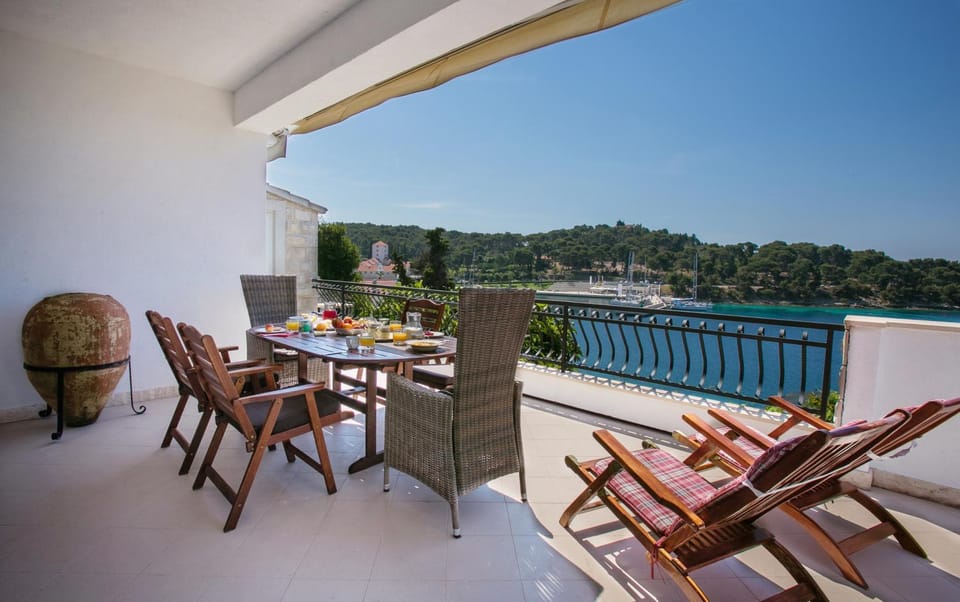 Balcony/Terrace, Sea view, Breakfast