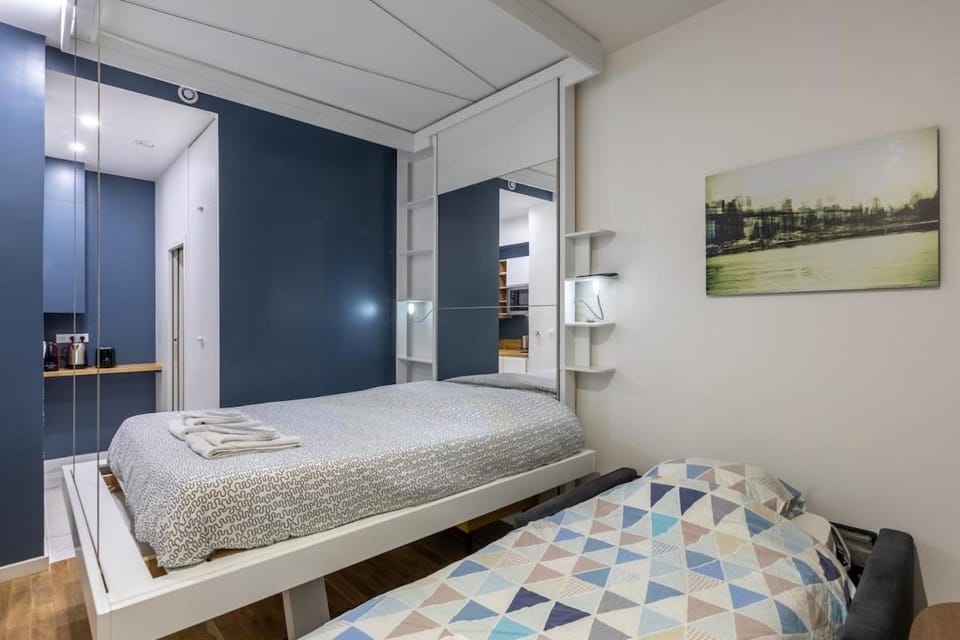 Cosy studio 1 - Grenelle Eiffel Tower Apartment in Paris