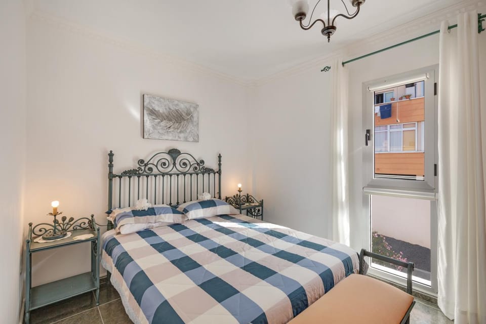 Living room, Bedroom