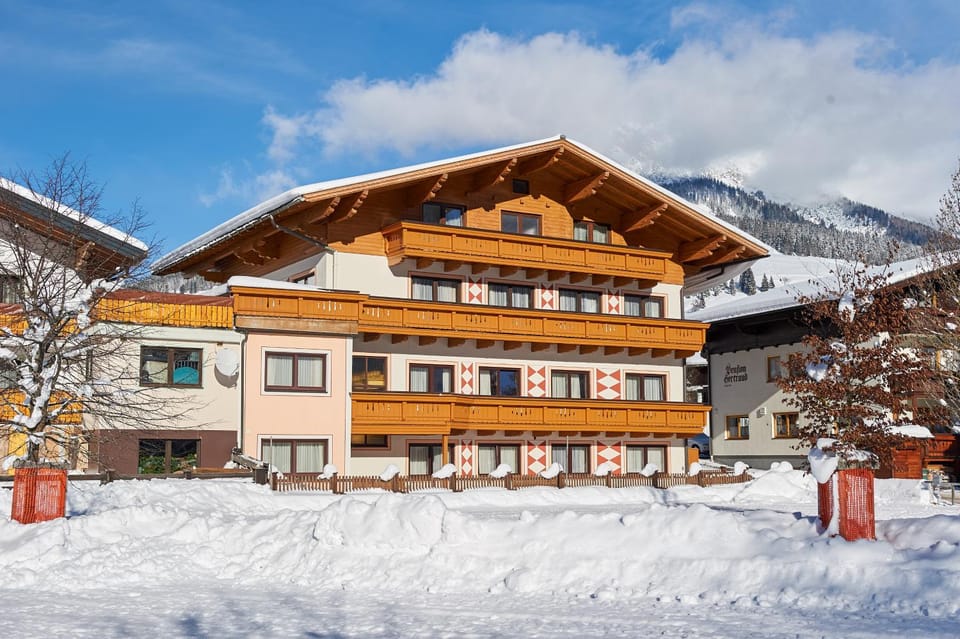 Property building, Winter, Mountain view