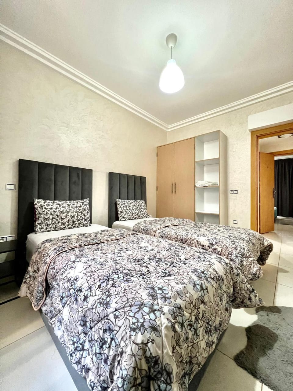 Bed, Photo of the whole room, Bedroom, wardrobe