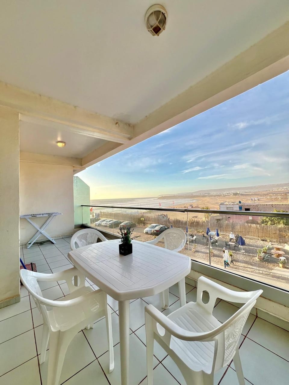 View (from property/room), Balcony/Terrace, Seating area, Dining area, City view