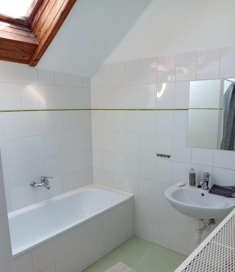 Bathroom, Bath