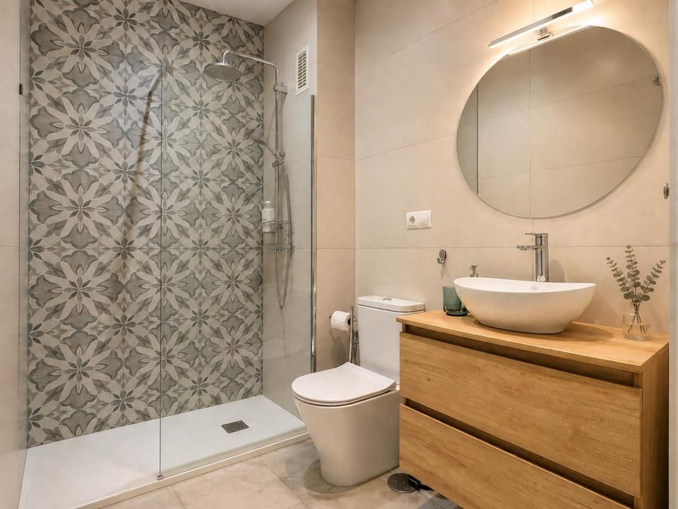 Shower, Bathroom, hair dryier, towels