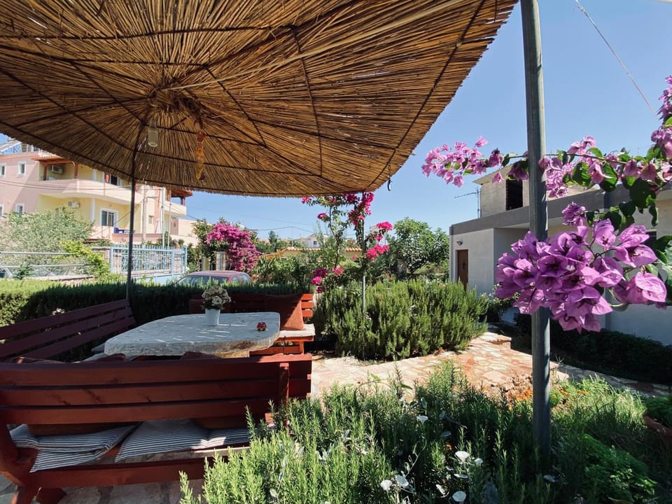Guesthouse SeLu Bed and Breakfast in Ksamil