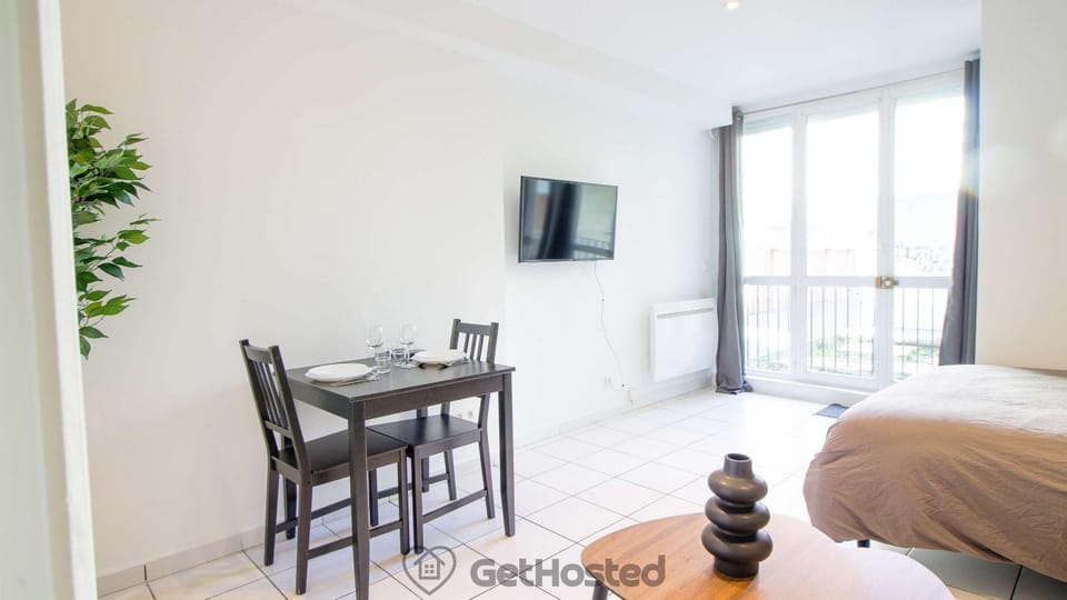 La Villette - Charming flat in Pantin - GetHosted Apartment in Pantin