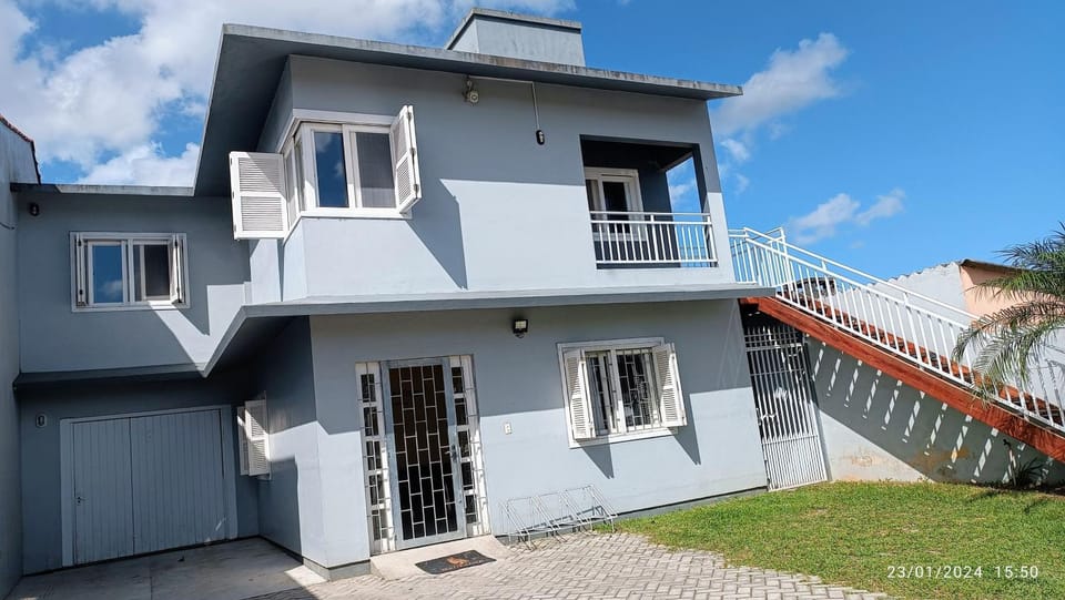 Quarto Belíssima Vacation rental in Pelotas