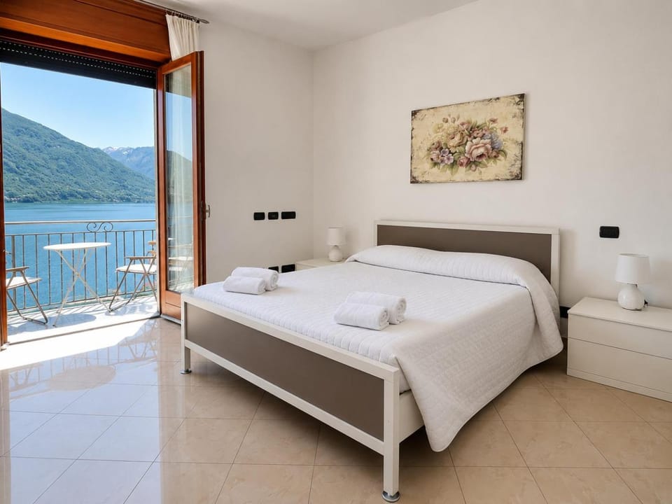 Casa Ricky - Larihome A80 Apartment in Province of Lecco