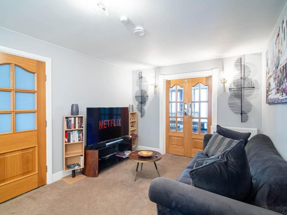 2 bedroom exclusive house in Sheffield Villa in Sheffield