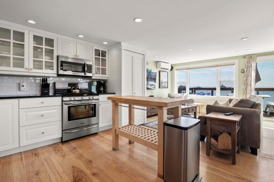 Oceanfront Getaway with Deck Steps to Provincetown Fun Apartment in Provincetown