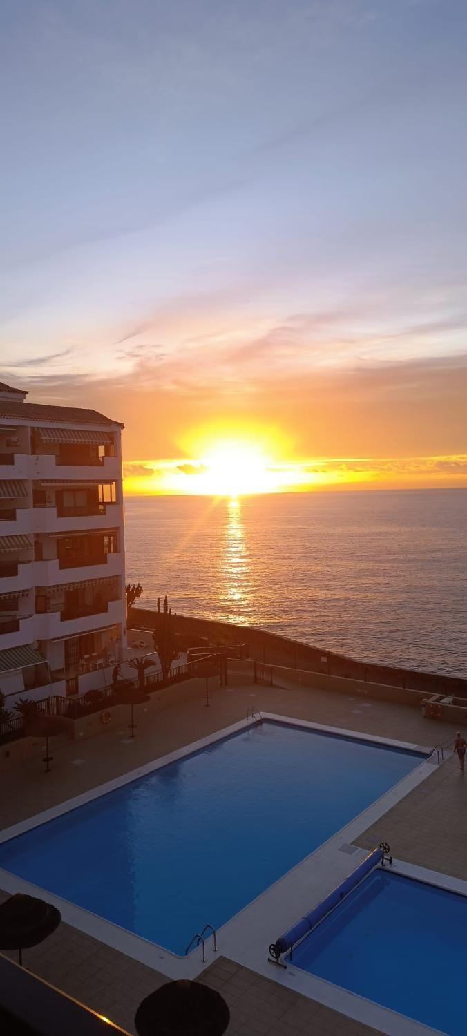 Pool view, Sea view, Swimming pool, Sunrise