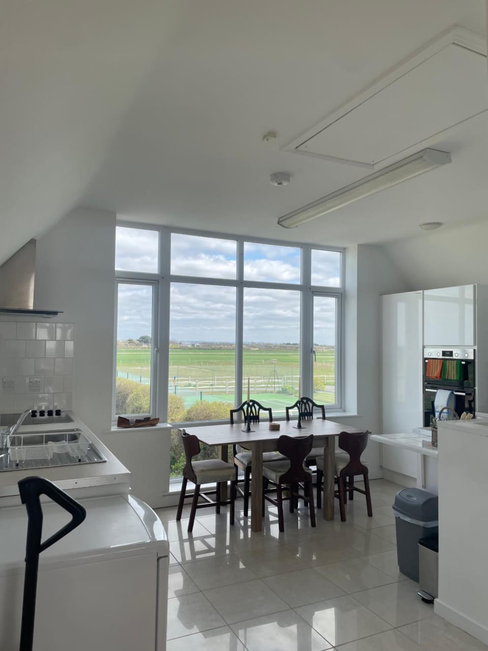 Beachfront holiday home House in West Wittering