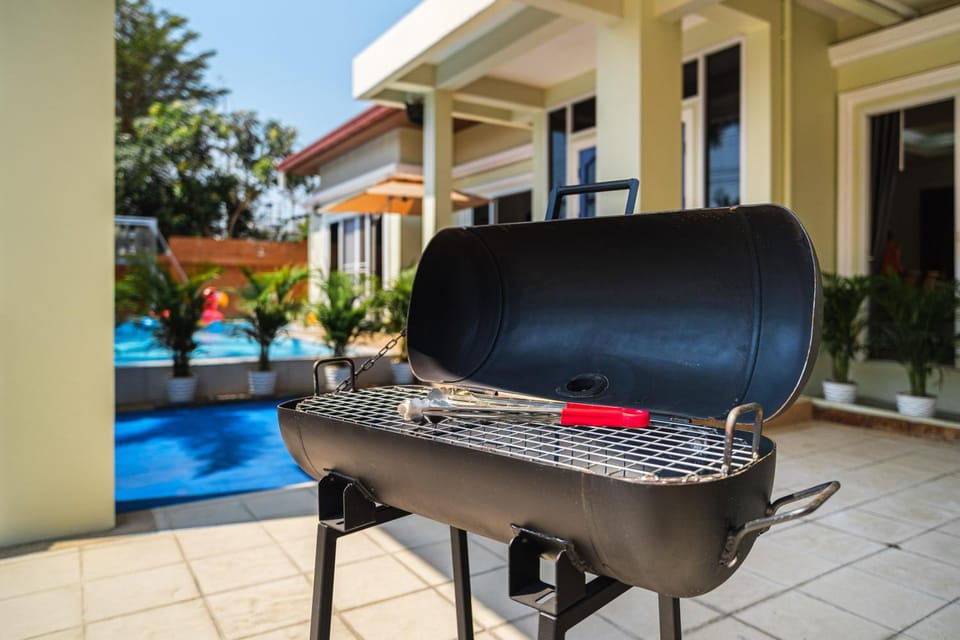 Day, BBQ facilities