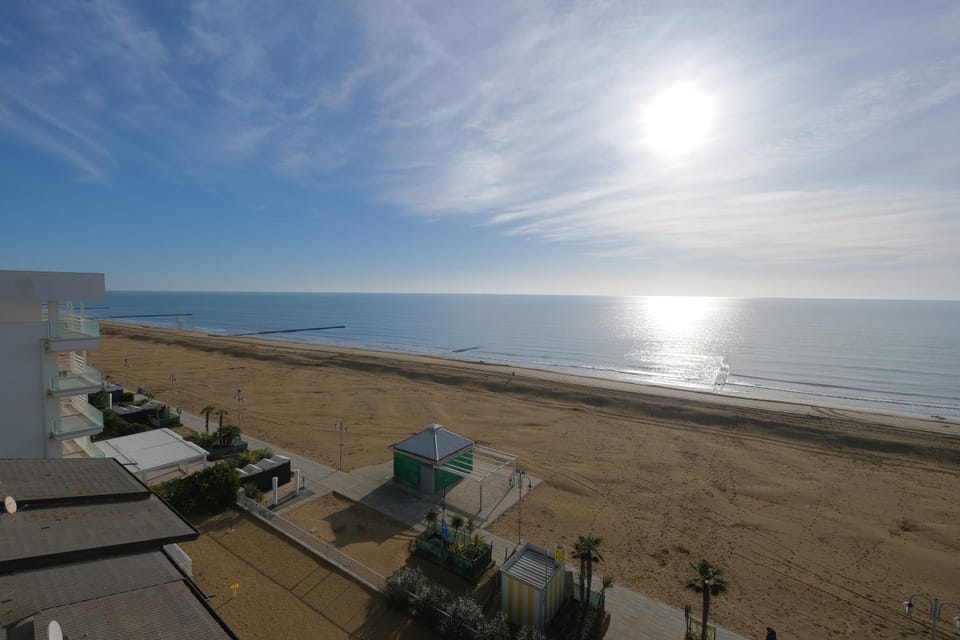 La Torre monolocale vista mare Apartment in Lido di Jesolo