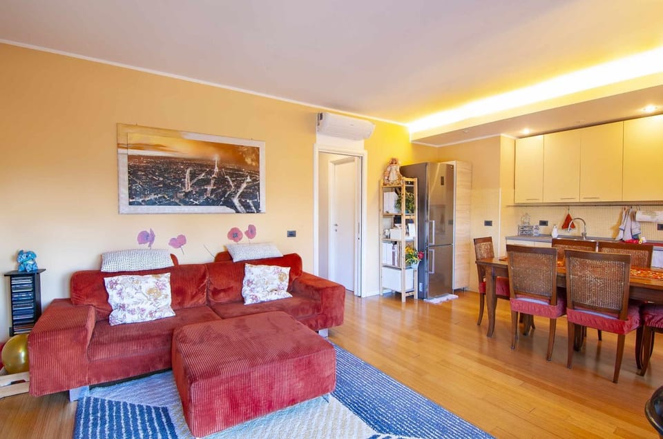 Kitchen or kitchenette, Living room, Seating area, Dining area, pet friendly, stove