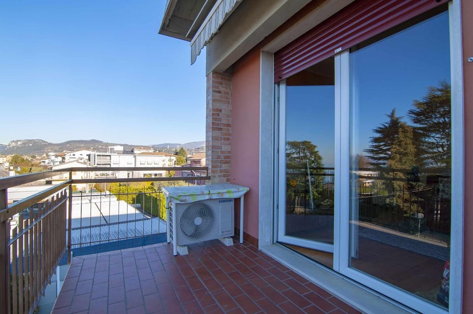 Property building, Day, Natural landscape, View (from property/room), Balcony/Terrace, Mountain view