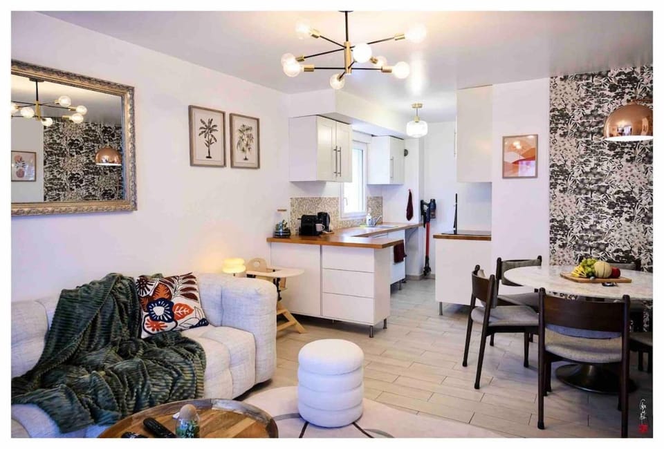 Élégant Duplex terrasse et parking Apartment in Noisy-le-Grand