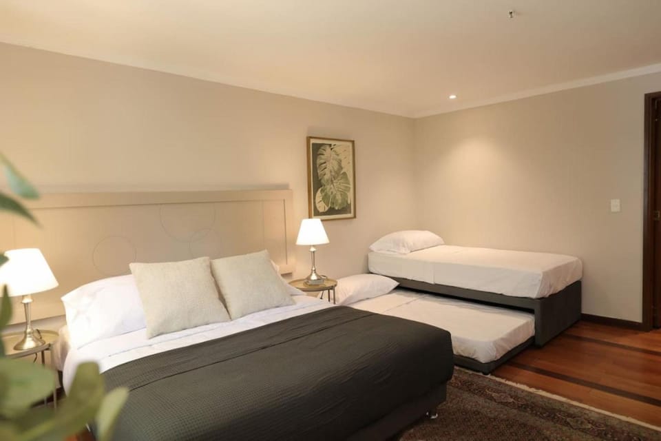 Elegant Apt in Zona G Modern & Sophisticated 301 Apartment in Bogota