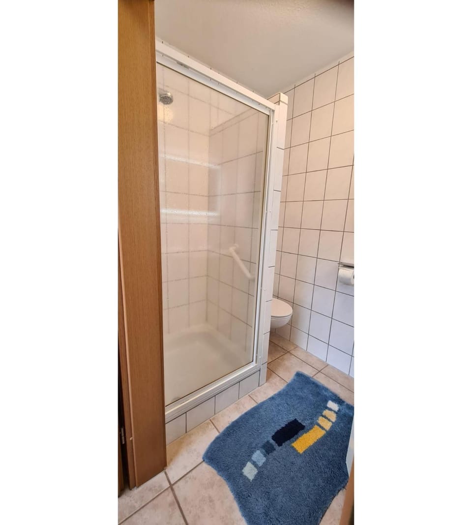 Bathroom, Living room