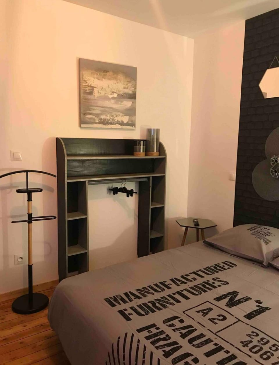 50 Nuances de Gris - Chambre privée dans une maison disposant de 4 autres chambres Vacation rental in Saint-Dizier