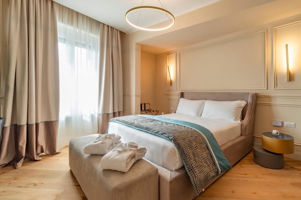 Bed, Photo of the whole room, Bedroom, furniture