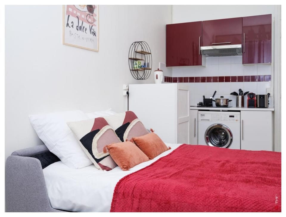 Joli studio en plein cœur de Paris ! Apartment in Paris