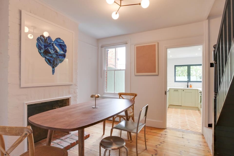 Seating area, Dining area