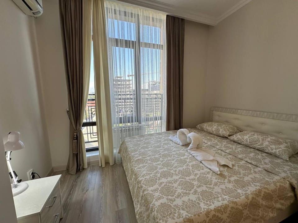 Bed, Bedroom, air conditioner