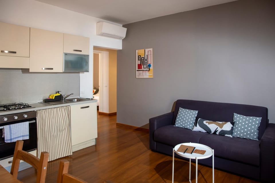 Kitchen or kitchenette, Living room, oven, stove