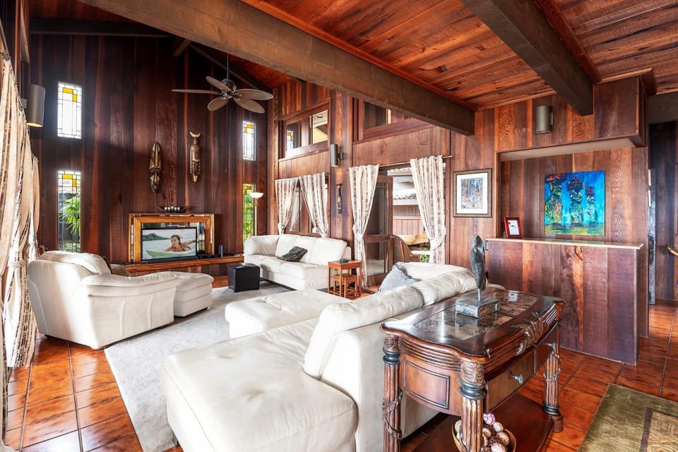 Ailina House House in Holualoa