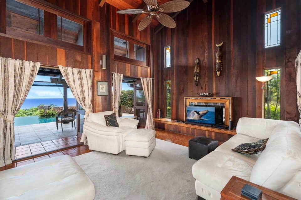 Ailina House House in Holualoa