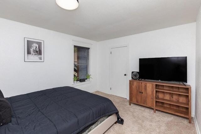 Spacious 9BR Home Ideal for Groups Near Downtown House in Des Moines