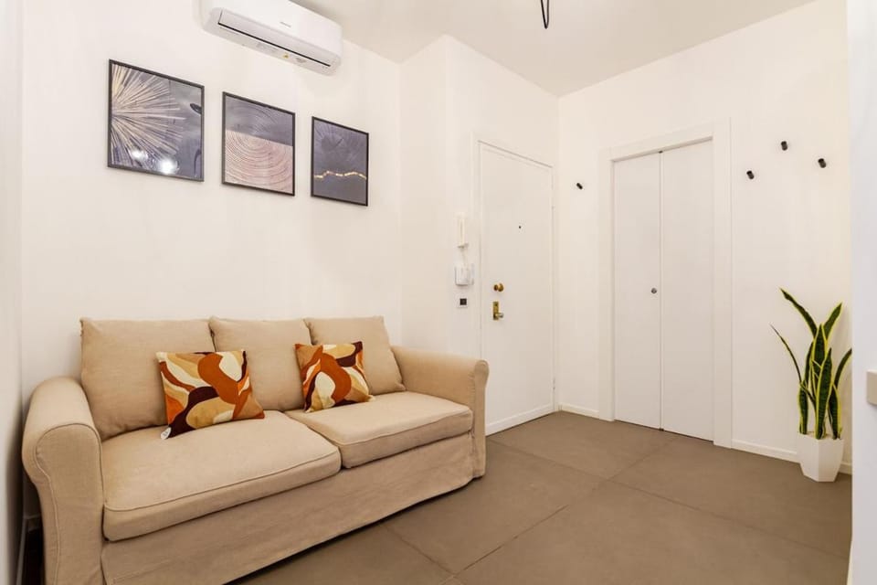 Living room, air conditioner